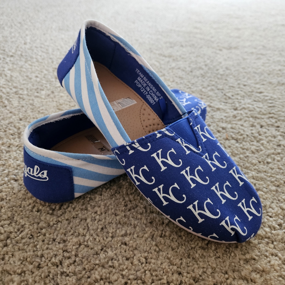 NWTs Women's MLB KC Royals Alpargatas